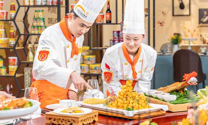 和浩特市餐饮管理培训学校：新东方烹饪培训引领餐饮行业新风向