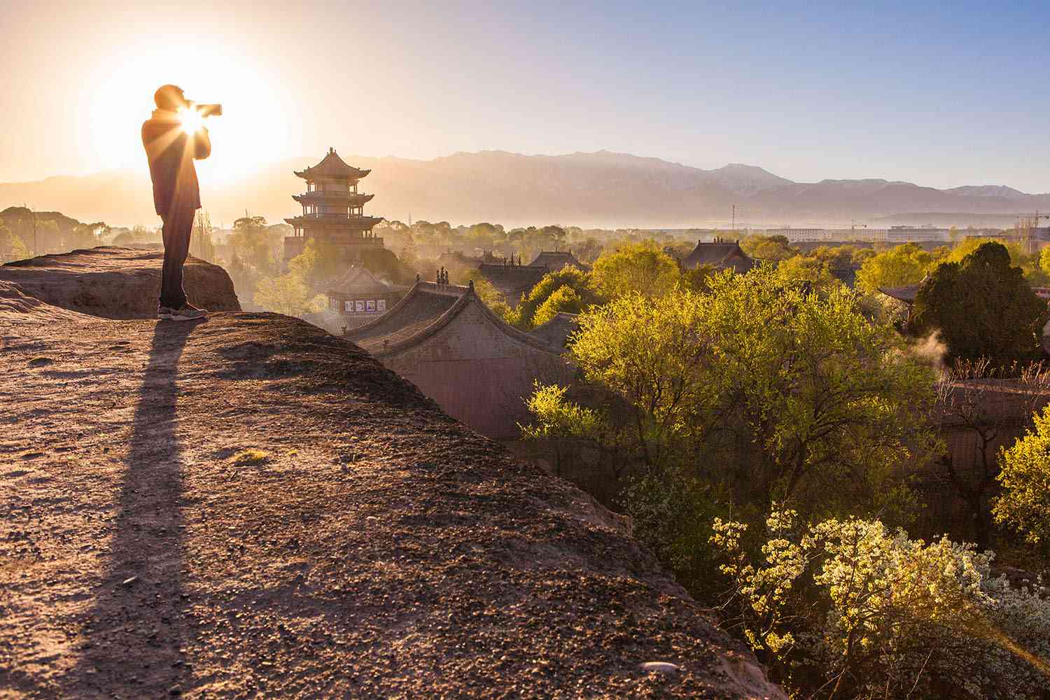 春自然风光旅游，朋友圈必备文案分享