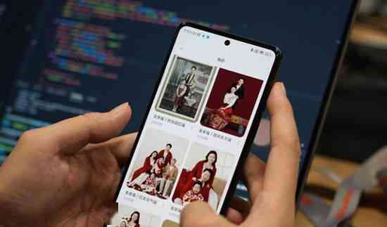 小米手机相册全新功能：一键生成AI写真创作