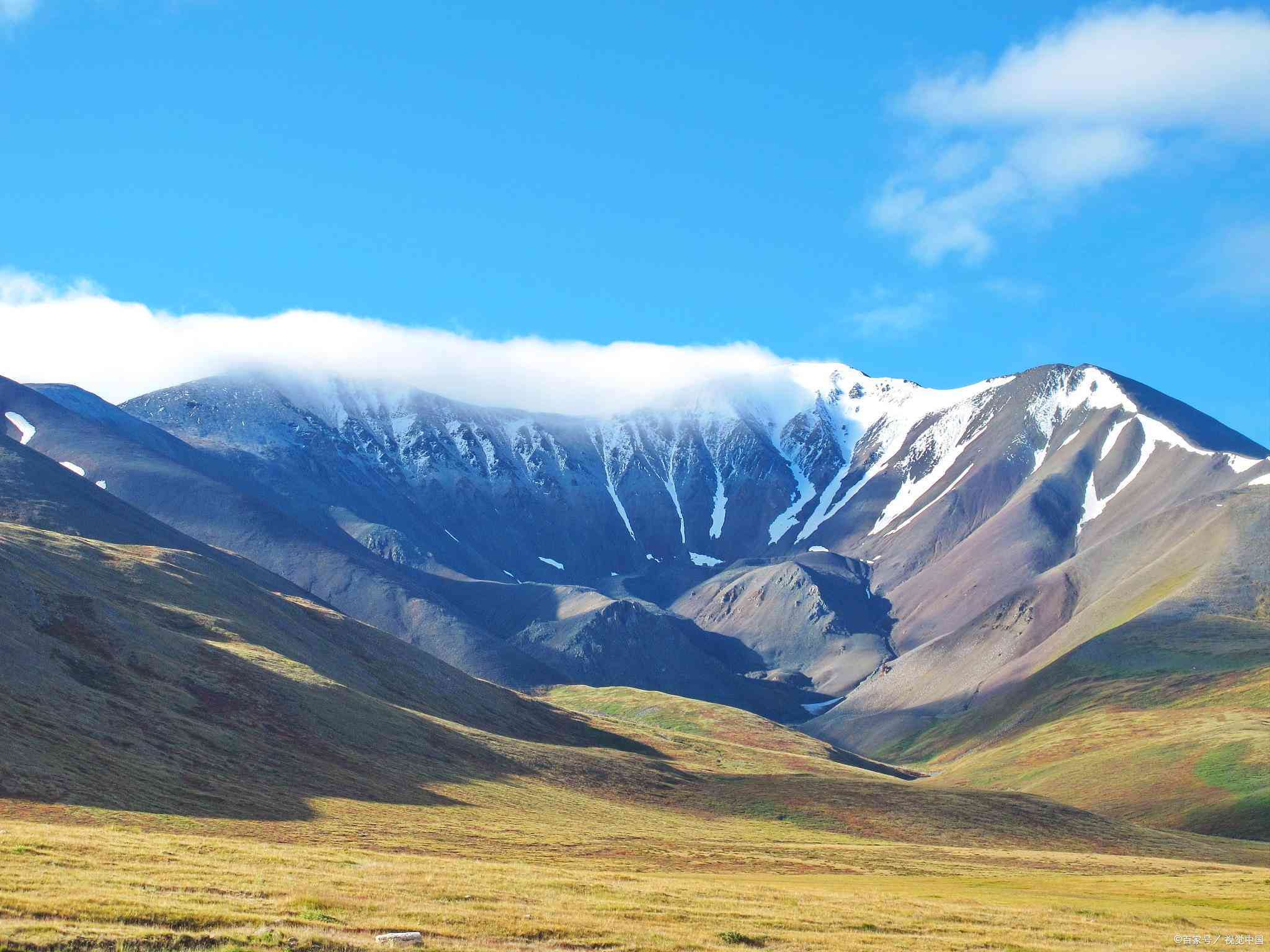 文山AI和火山写作：探索人工智能与自然语言处理的创意融合之路