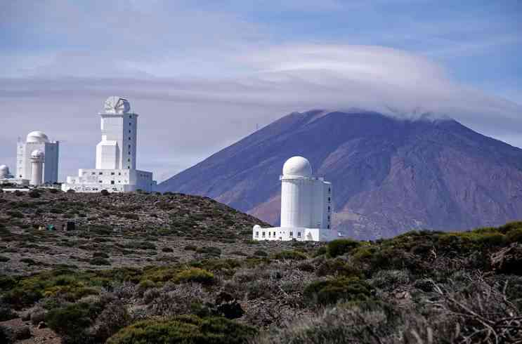 火山的文章：详述火山爆发与描写火山景观的600字作文