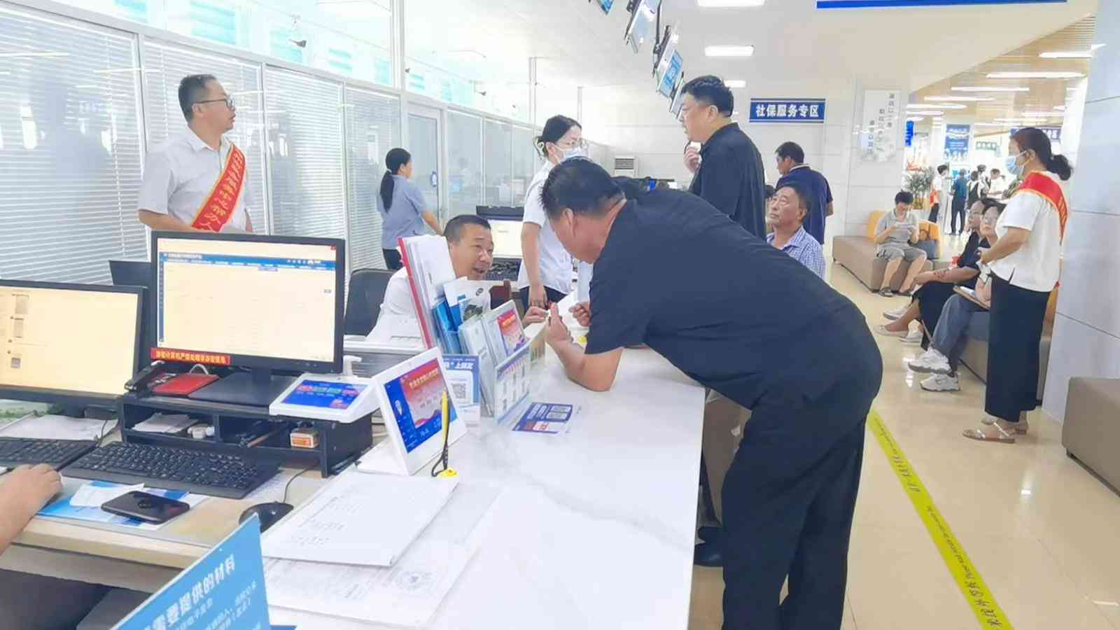 AI数据整改报告撰写攻略：涵模板、步骤及常见问题解决方案