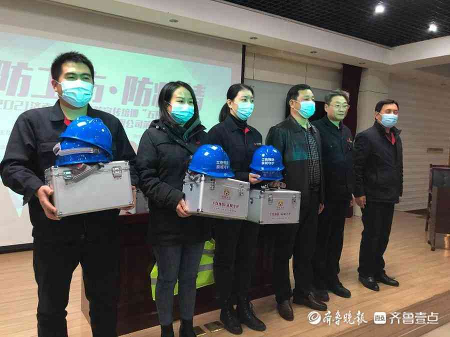 不安全帽认定工伤吗怎么赔偿：不安全帽工伤认定及赔偿金额详解