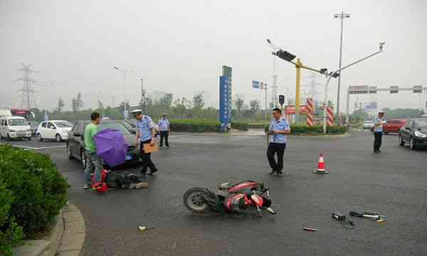 什么样的车祸认定工伤事故