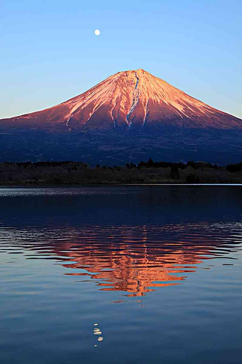 火山书写：探索火山地质奥秘与历印记的记录方式