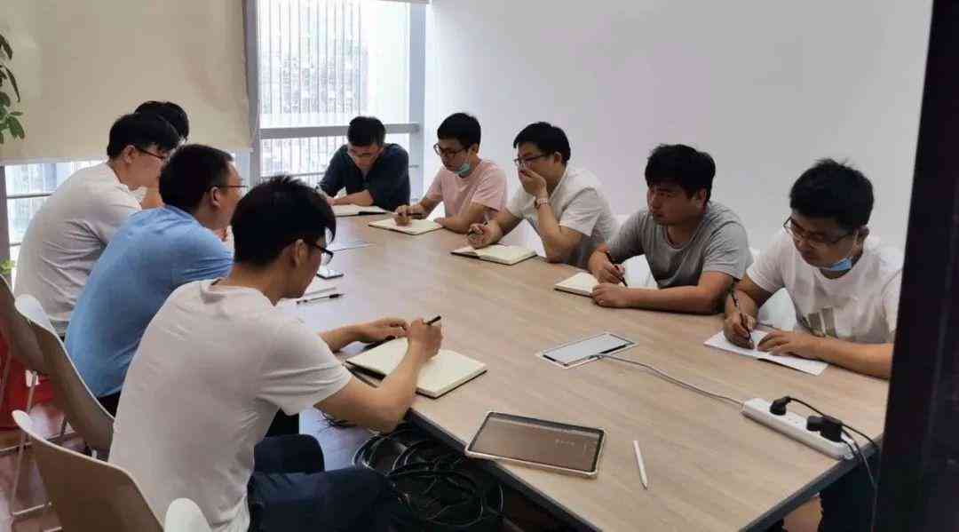 AI深度分析：全面基于数据驱动的调研报告撰写与问题解决方案探讨