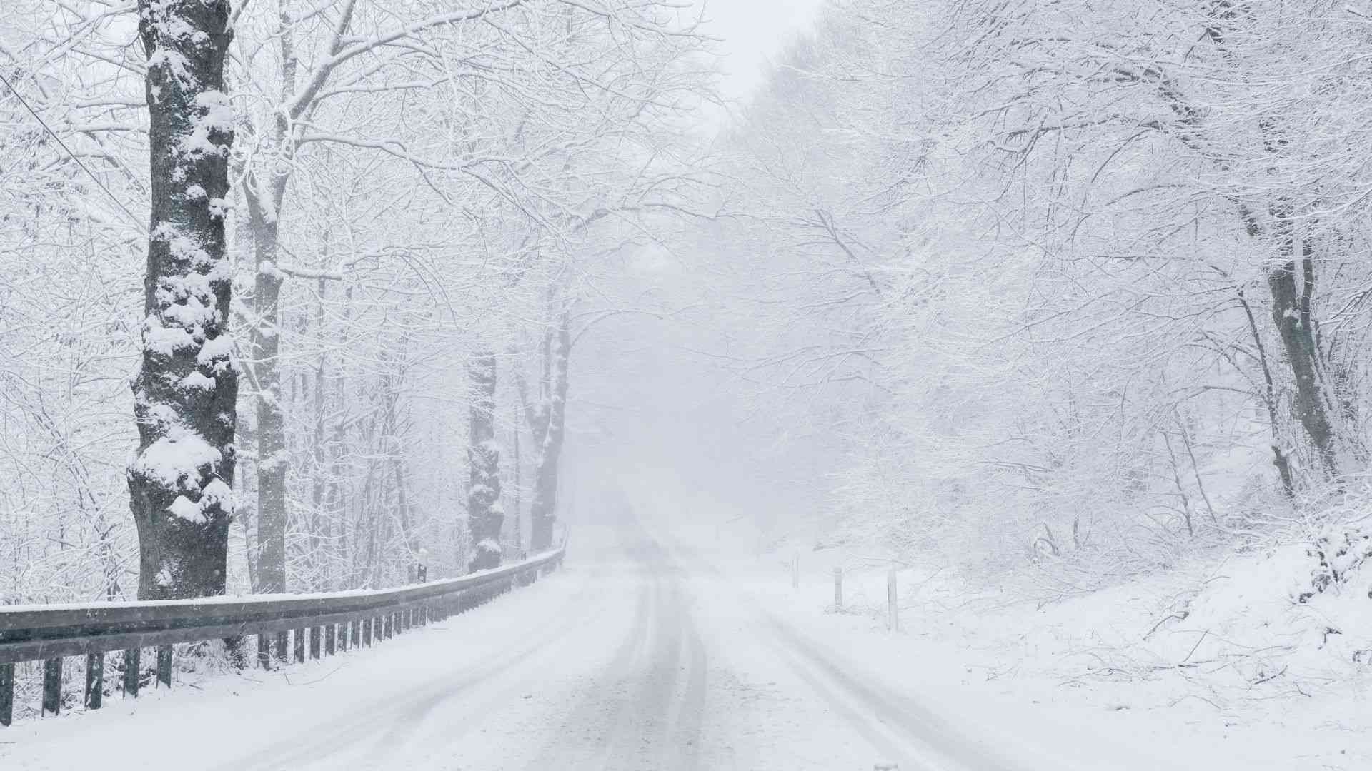 ai雪景文案最近最热