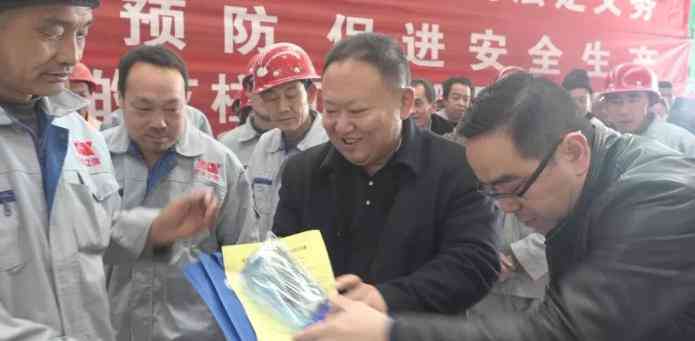 '企业拒不承认员工工伤认定，劳动者权益受挑战'