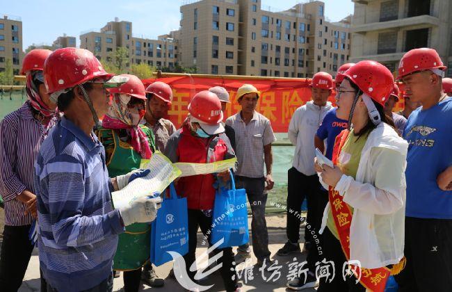 遭遇工地工伤认定难题，应向哪个部门求助？