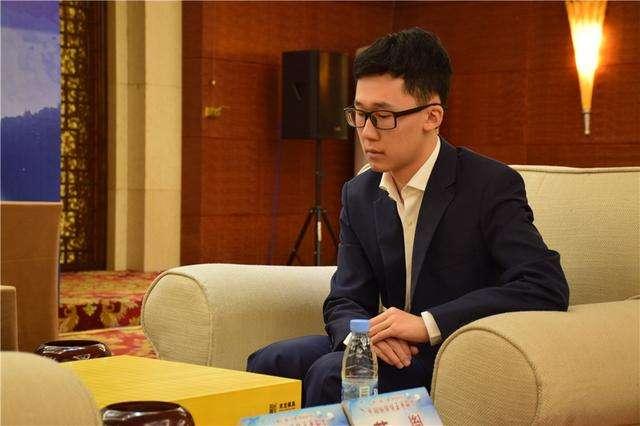 融合与创新：探讨人与AI共同创作中的思维模式与灵感源泉