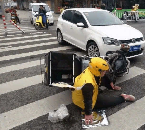 翘班车祸怎么认定工伤的及赔偿标准