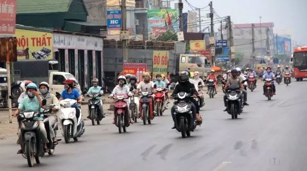 翘班途中车祸能认定工伤吗