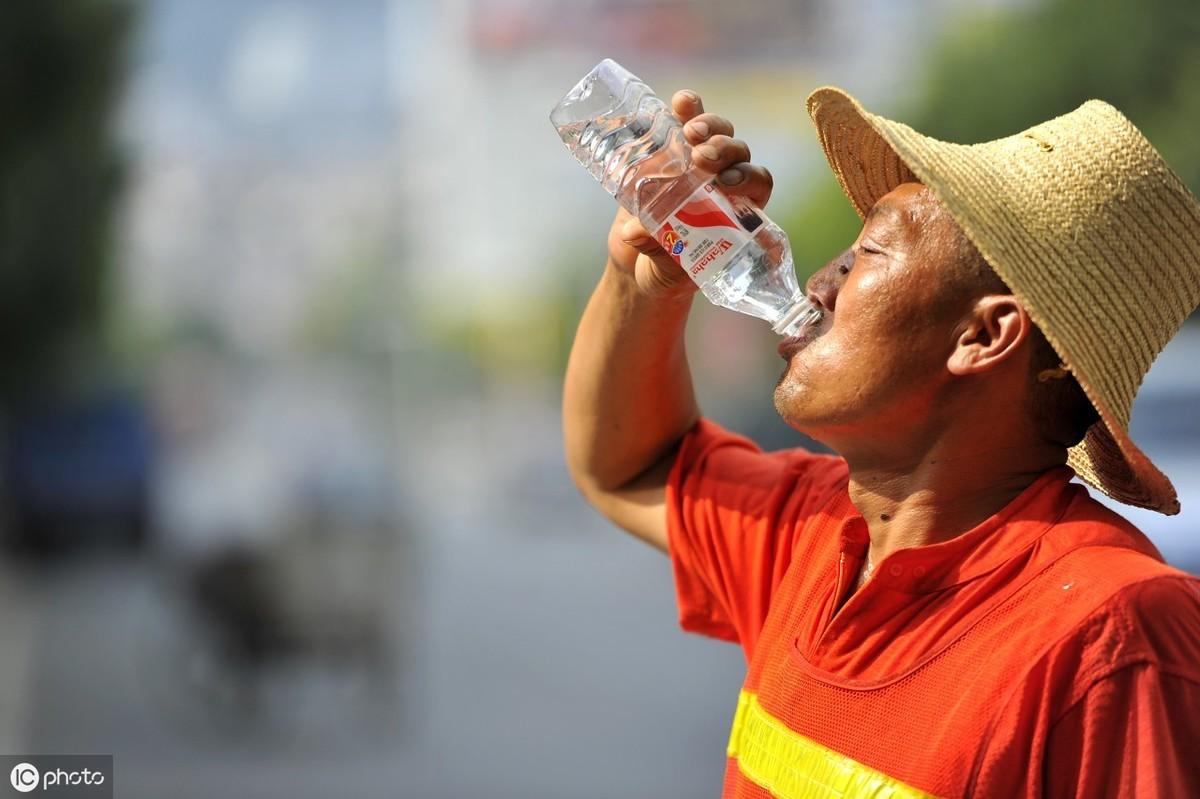 农民工工伤中暑怎么赔偿